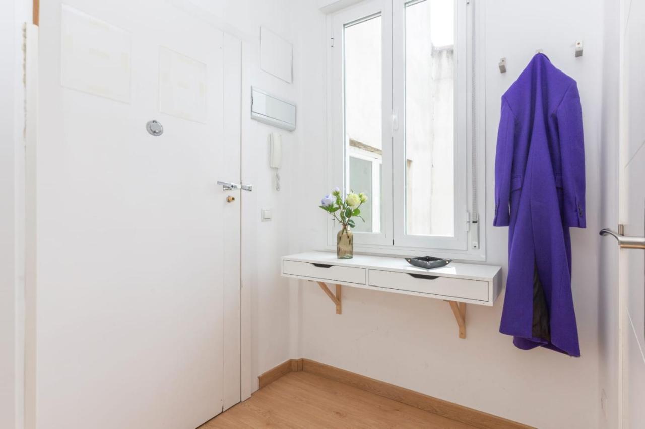 Apartamento Atico Las Letras - Alojamiento De Temporada Madrid Exteriör bild