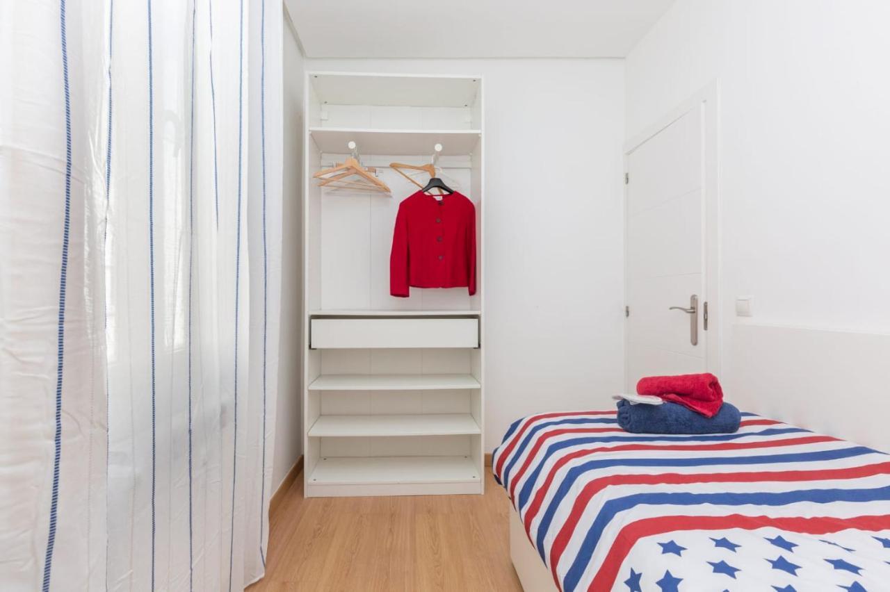 Apartamento Atico Las Letras - Alojamiento De Temporada Madrid Exteriör bild